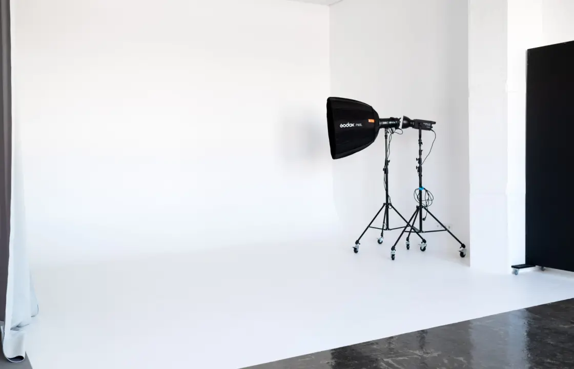 Фотостудия Inlight Зал New Циклорама, Ракурс 4/5