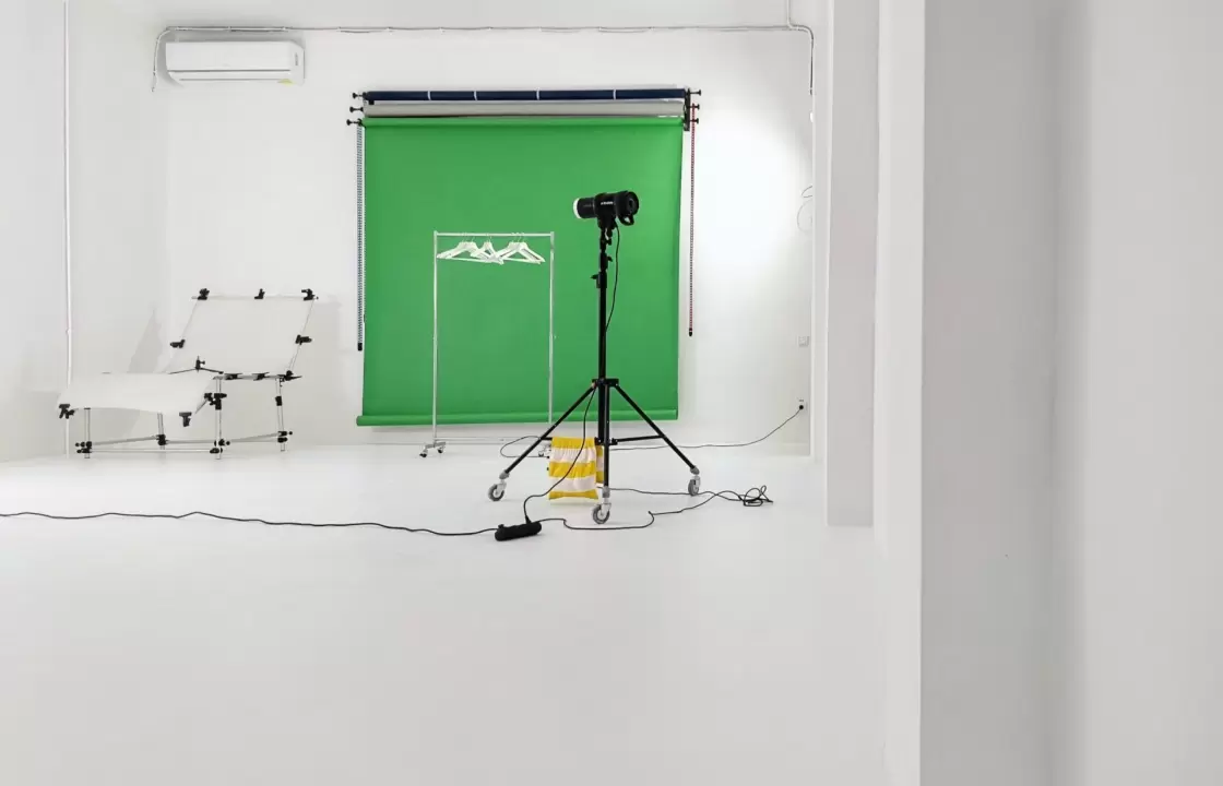 Фотостудія R18 Зал Білий, Ракурс 4/5