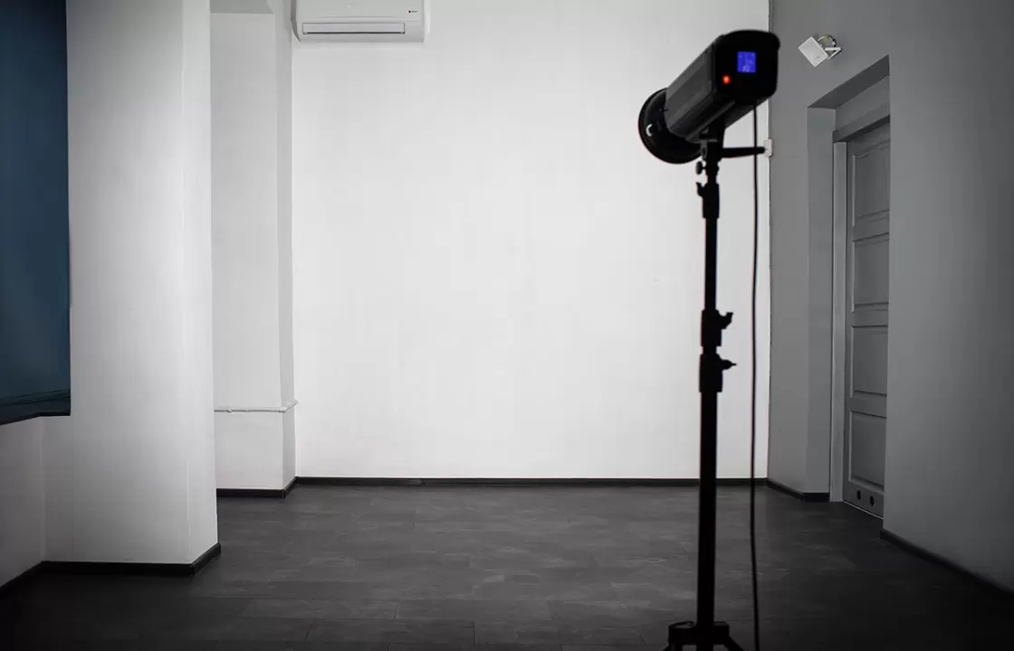 Фотостудія R18 Зал Портретний, Ракурс 2/6