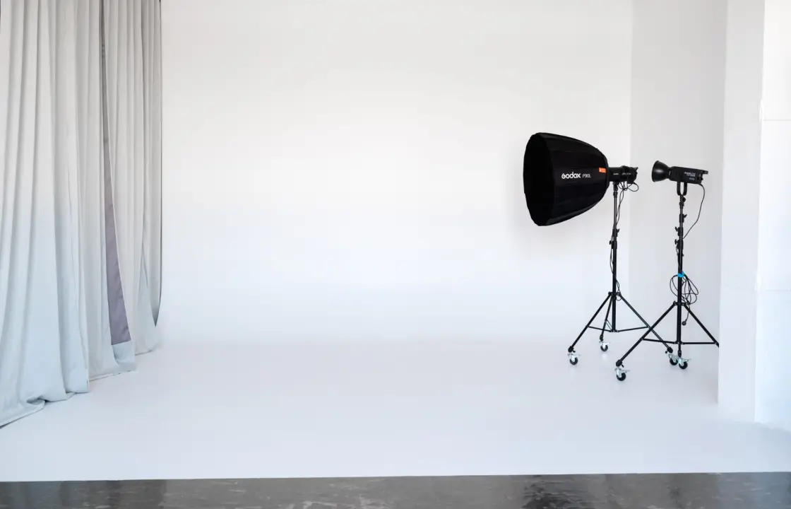 Фотостудія Inlight Зал New Циклорама, Ракурс 2/5