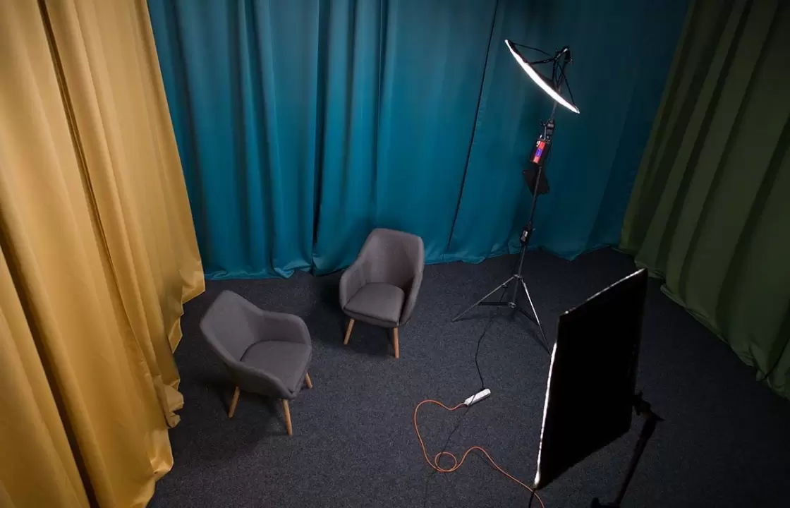 Фотостудія R18 Зал Блоггер, Ракурс 3/6
