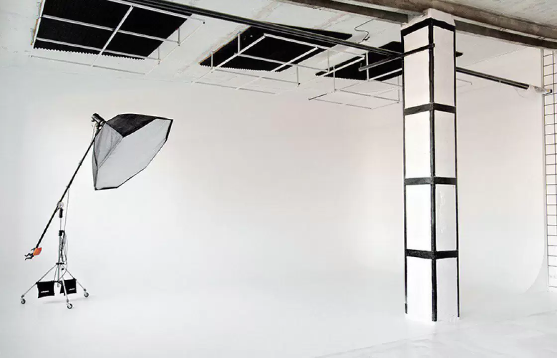 Фотостудія Inlight Зал Циклорама, Ракурс 1/9