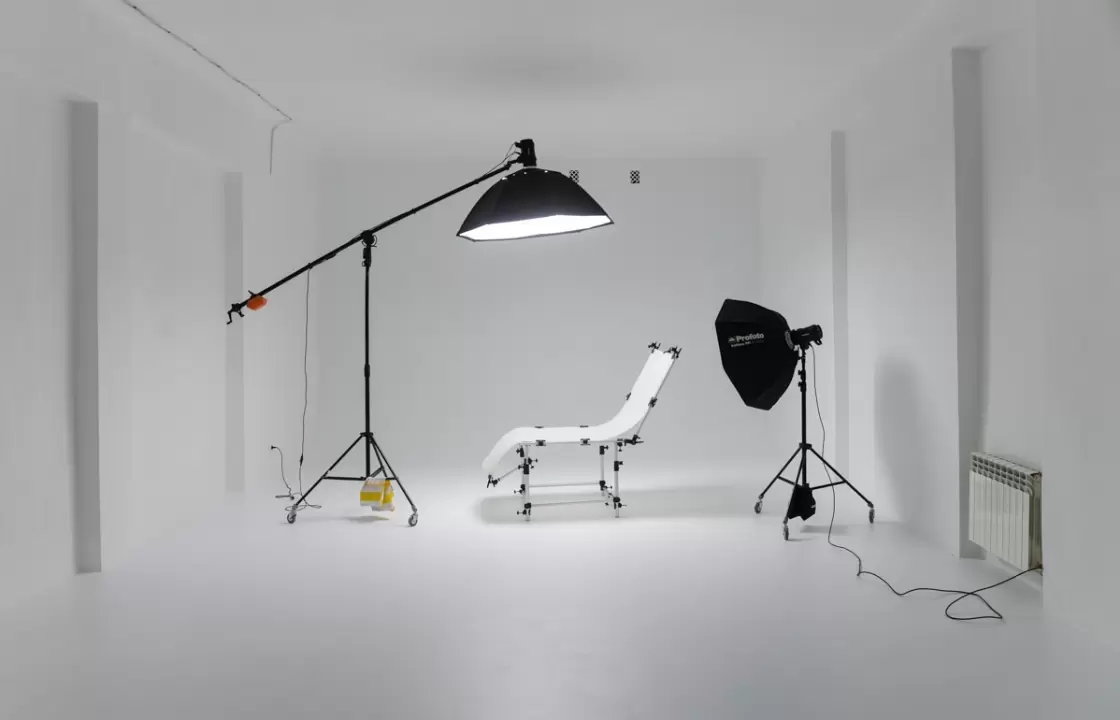 Фотостудія R18 Зал Білий, Ракурс 1/5